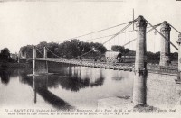 Saint-Cyr-sur-Loire - Pont Bonaparte dit Pont de fil de St-Cyr, entre Tours et l'île Simon.
