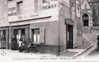 Saint-Cyr-sur-Loire - Café de l'Étoile - CLAIRET, propriétaire.