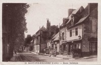 Saint-Cyr-sur-Loire - Route Nationale.