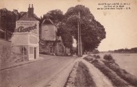 Saint-Cyr-sur-Loire - Le Coq et le Quai de la Loire vers Tours.