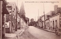 Saint-Cyr-sur-Loire - Le Quai des Maisons Blanches au Coq.