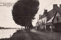 Saint-Cyr-sur-Loire - Route Nationale - Les Maisons Blanches.