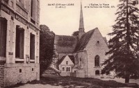 Saint-Cyr-sur-Loire - L'église, la Place et le bureau de Poste.