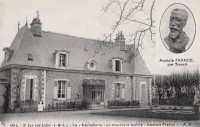 Saint-Cyr-sur-Loire - La Béchellerie où mourut le maître Anatole France.
