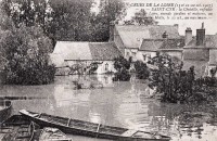 Saint-Cyr-sur-Loire - Vallon de la Choisille - Crues de la Loire - La Loire inonde jardins et maisons, au pont de la Motte.
