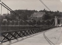 Saint-Cyr-sur-Loire - Le coteau et la Villa Sainte-Marie, vue du pont Bonaparte dit pont de Fil - Photographie ancienne (17,5 x 12,5 cm).